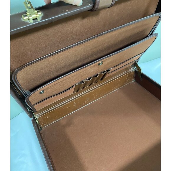 Vintage LAND Leather Briefcase 4” wide with brass combination locks - Picture 7 of 16